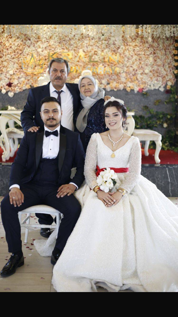 Aslıhan ile Yunus Emre evlendi 1